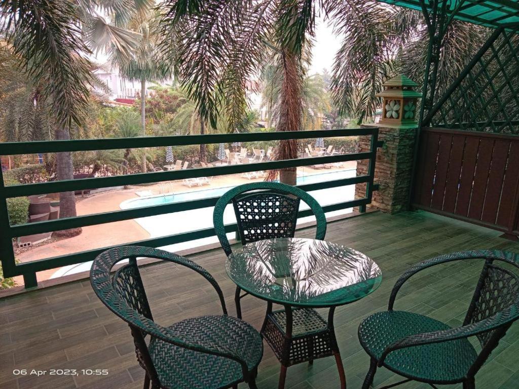 Leuxay Hotel Vientiane Exterior foto